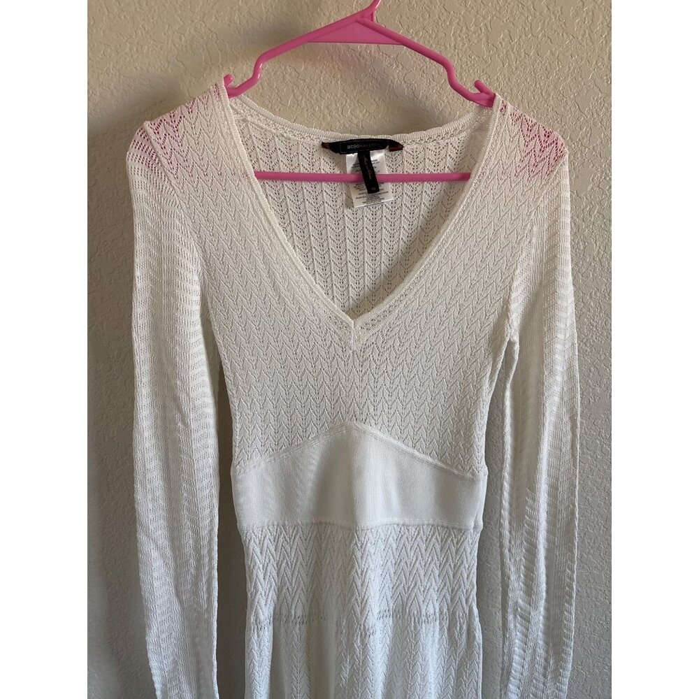 BCBG Maxazria White Long Sleeve V Neck Summer Lace Dress Cover Up - Picture 2 of 5